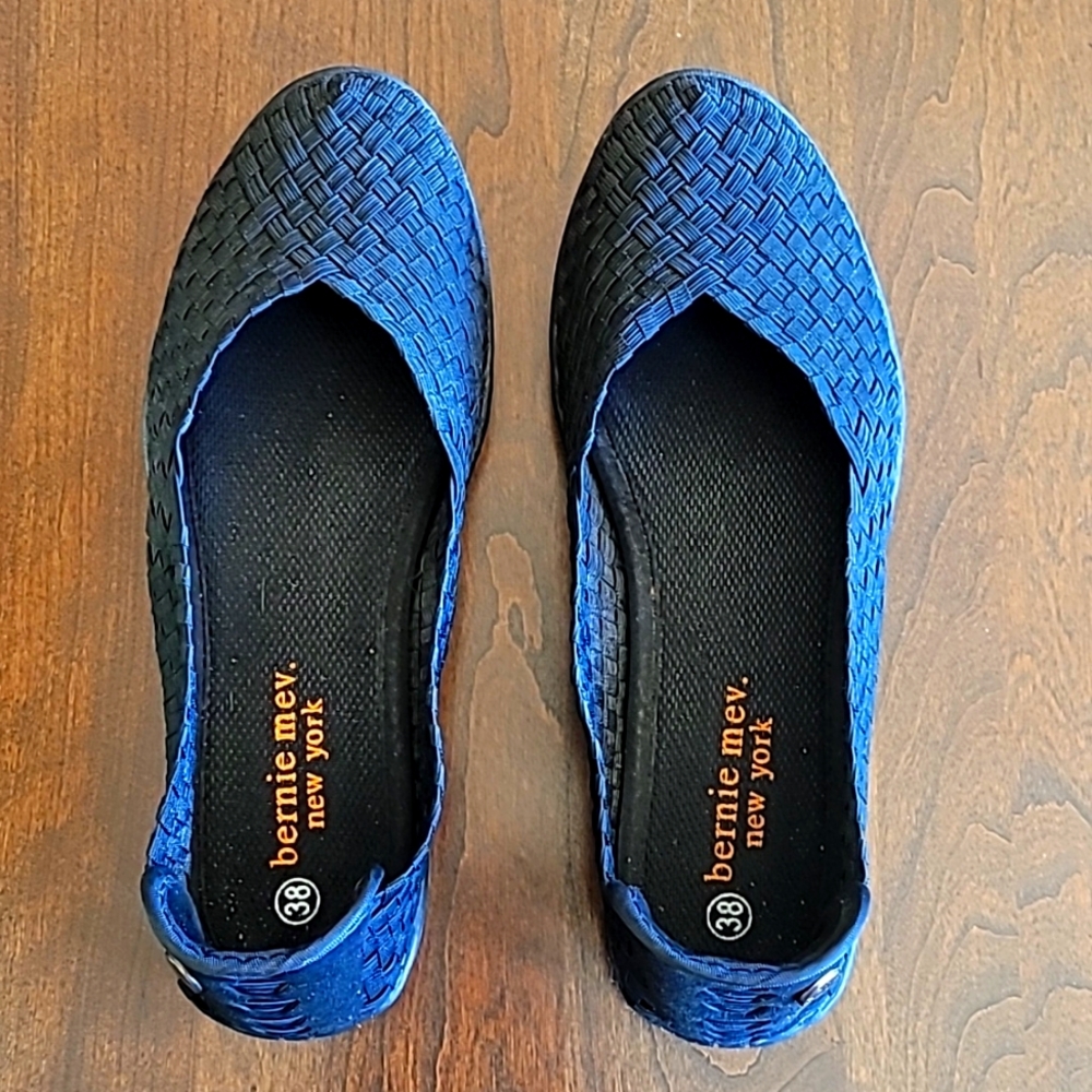 Black Bernie Mev catwalk shoe